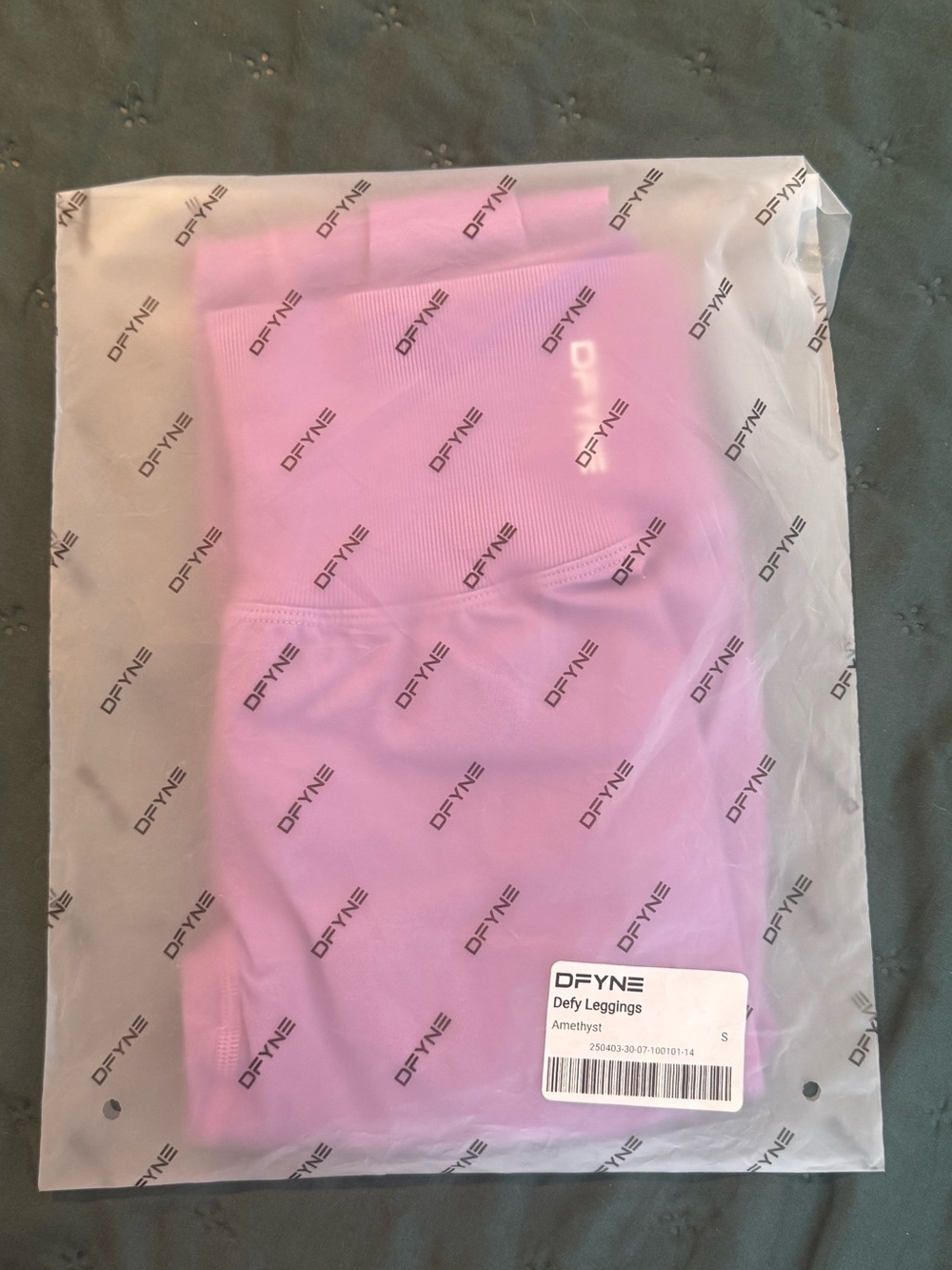 NWT DFYNE Defy Leggings - Amethyst Size Small